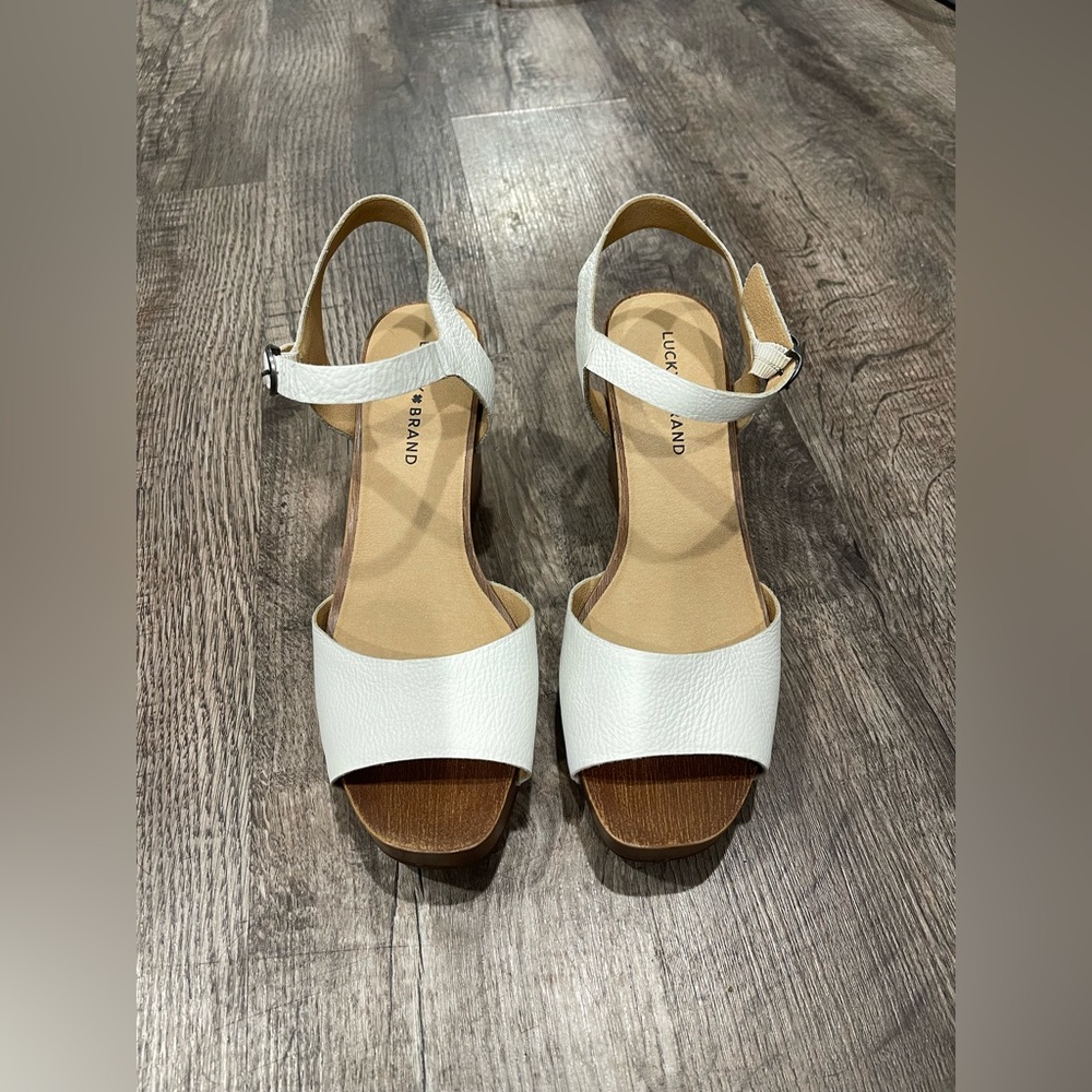 Lucky‎ brand Elegant White Sandals